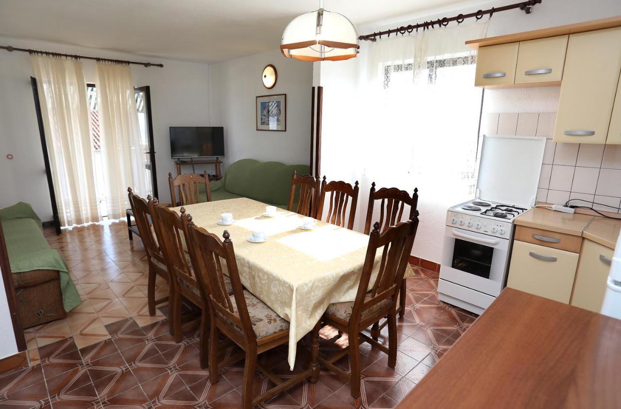 Apartman Karaga تروغير المظهر الخارجي الصورة