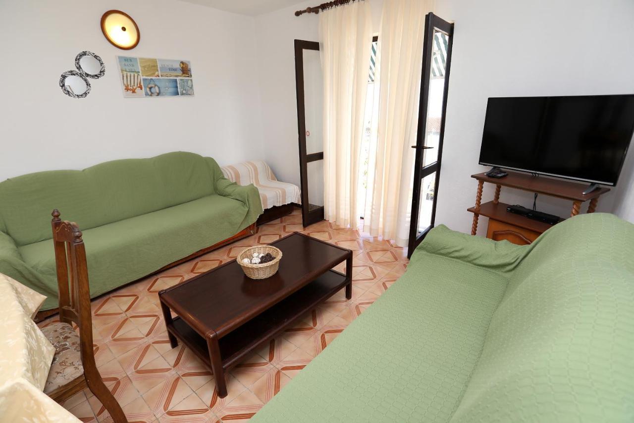 Apartman Karaga تروغير المظهر الخارجي الصورة